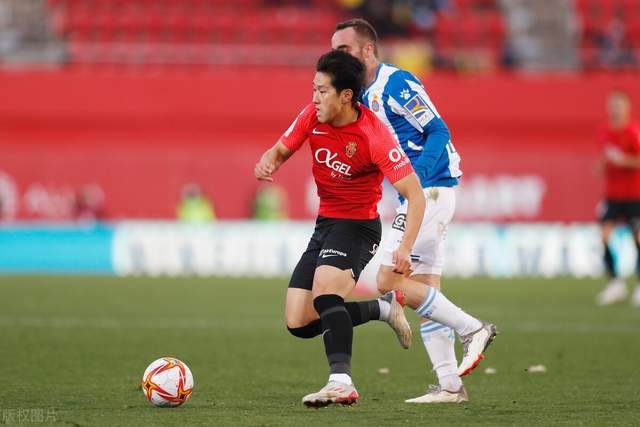 哈特三双尼克斯魔术携手晋级 猛龙力克步行者