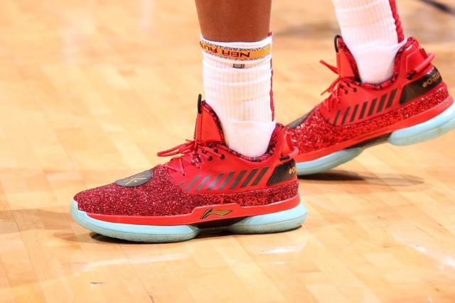 胡明轩23分广东3比1淘汰广厦 半决赛对阵辽宁